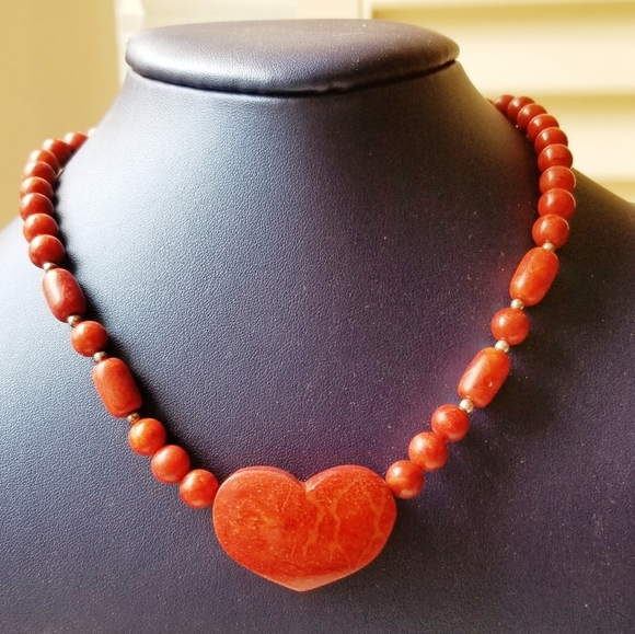 GSJ Spiny Oyster Heart & Bead Necklace EUC - Picture 7 of 14